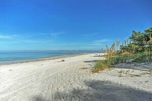 Pelican Cove Resort by A Paradise Vacation Rentals, Забронировать Курортный отель Отели Sarasota Area 3 звезды, 3*