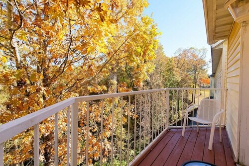 Hotel O Eureka Springs - Christ of Ozark Area, Забронировать Мотель Юрика-Спрингс Northwest Arkansas