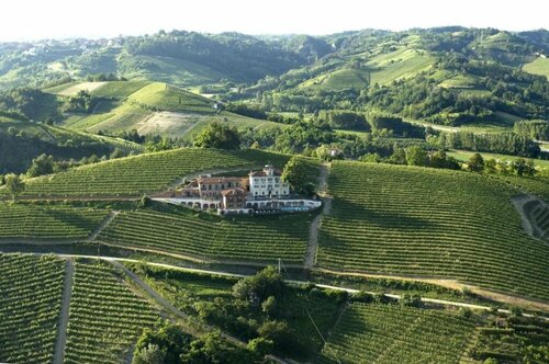 Villa Tiboldi, Reservar Vila Canale Langhe