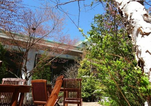 Hotel Cypress Karuizawa, Забронировать Отель Каруидзава Нагано, рядом с Торговый центр Karuizawa Prince Shopping Plaza