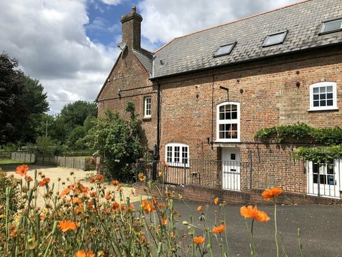 The Old Mill Bed and Breakfast, Забронировать Отель Бер-Реджис Jurassic Coast
