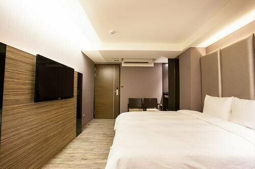 Yuanlin Business Hotel