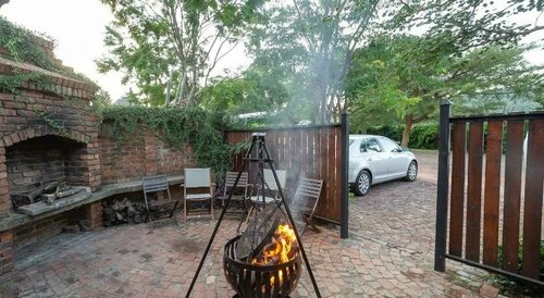 Green Valley Lodge, Prenota Affittacamere Hotel a Gauteng con piscina, Piscina