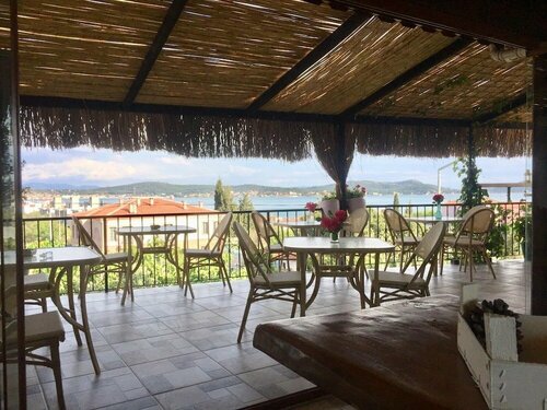 Cunda TheLara Otel, Забронировать Отель Отели Айвалык с завтраком, Завтраки