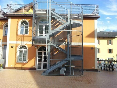 Hotel Vittoria, Забронировать Отель Отели Долины Валь-Сугана с парковкой, Парковка