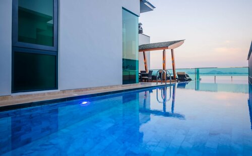 Elemental 5Fl Infinity Pool Seafront Villas, Забронировать Отель Раваи 
