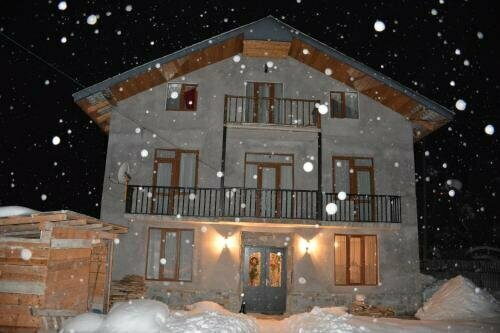 Manana jafaridzis Guesthouse, Prenota Hotel Samegrelo Zemo-Svaneti Georgia