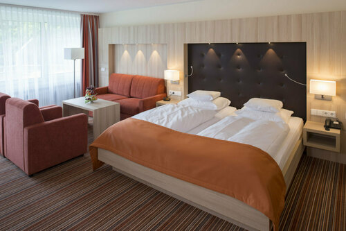 DEKRA Congresshotel Wart, Забронировать Отель Отели Landkreis Karlsruhe с бассейном, Бассейн