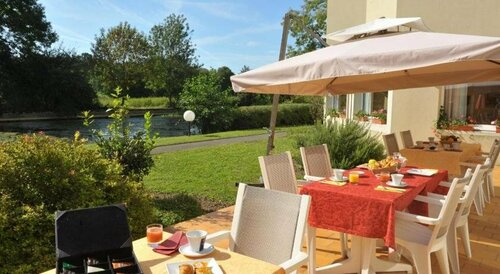 Hotel - Restaurant "Le Relais du Moulin", Boek Hotel Valençay 