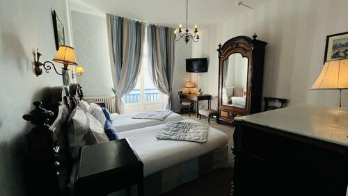 Hôtel-Restaurant Printania, Réserver Hôtel Hôtels à Bretagne avec parking, Parking
