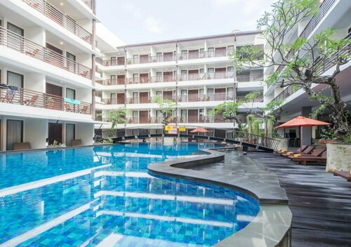 Sun Island Hotel & Spa Kuta, Забронировать Курортный отель Отели Куты с парковкой, рядом с Vihara Dharmayana Buddhist Temple, Парковка