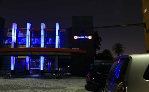 Grand Hotel Jambi, Book Hotel Hoteller i Jambi med pool, Swimmingpool