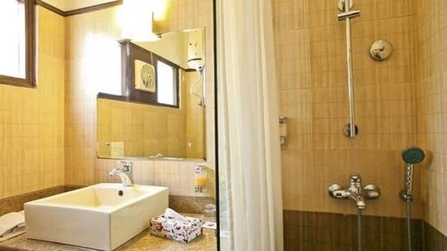 Clarks Inn, Забронировать Отель Отели Национального столичного округа Дели - Северная зона 3 звезды, 3*