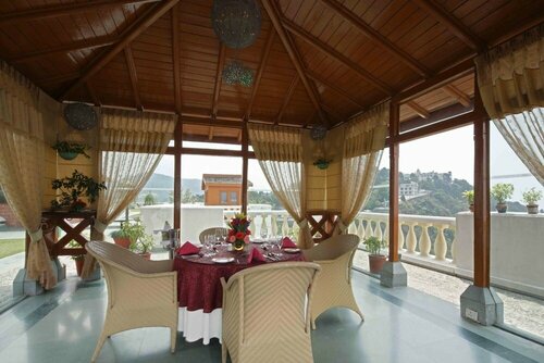 Jaypee Residency Manor, Rezerwuj Hotel Hotele w Mussoorie z parkingiem, Parking