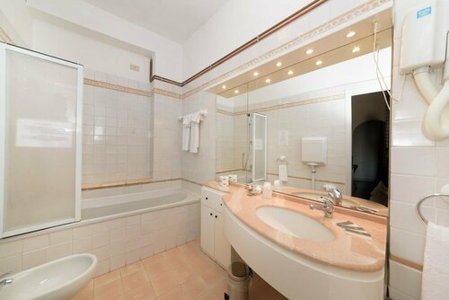 Hotel Morchio Mhotelsgroup, Забронировать Отель Диано-Марина Ривьера-дей-Фьори