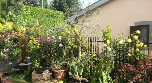 Artea Art Cohousing Artist Residency