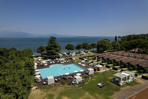 Splendido Bay Luxury Spa Resort, Забронировать Курортный отель Паденге-суль-Гарда Valtenesi del Garda