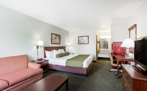 Days Inn by Wyndham Raleigh Glenwood-Crabtree, Забронировать Мини-отель Роли Raleigh-Durham Metropolitan Area