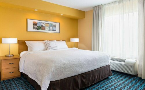 Fairfield Inn and Suites Valparaiso, Varaa Hotelli Hotellit Indiana aamiaisella, Aamiainen