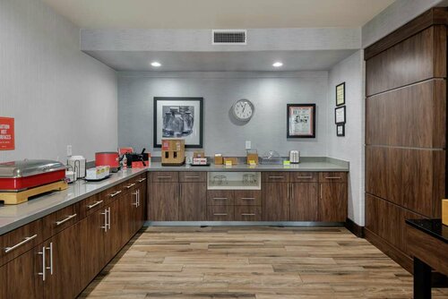 Hampton Inn Brownwood, Book Hotel Hoteller i Brownwood med morgenmad, Morgenmad