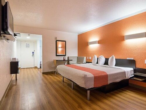 Motel 6 Tampa, FL - Fairgrounds, Book Motel Brandon Florida