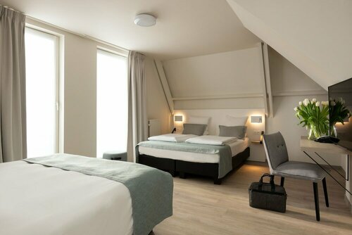 Martin's Brugge, Забронировать Отель Отели Брюгге с парковкой, рядом с Genuese Loge, Парковка
