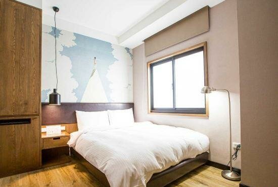 Easylazy Inn