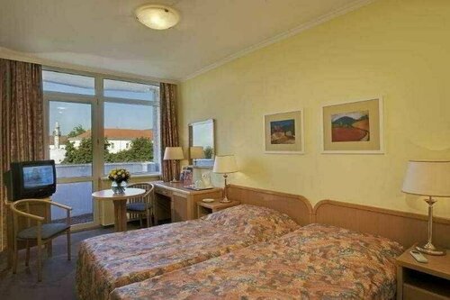 Danubius Hotel Ptria, Boek Hotel Pécs 
