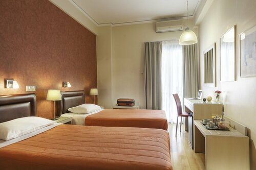 Lilia Hotel, Забронировать Отель Отели Пирея с завтраком, рядом с Veakeio Theatre, Завтраки