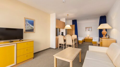 IFA Fehmarn Hotel & Ferien-Centrum, Забронировать Отель Бург-ауф-Фемарн Фемарн, рядом с Оздоровительный спа-центр "ФеМаре"