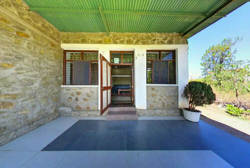 Kaushal Hilltop Resort And Villa, Boek Hotel Mount Abu Rajasthan