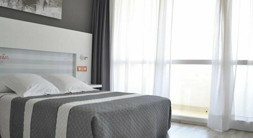 Hotel Bed4U Castejón, Book Hotel Hoteller i Navarre med parkering, Parkering