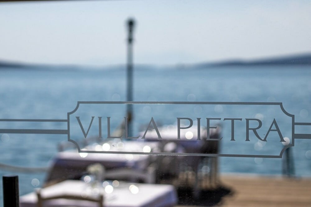 Villa Pietra Hotel & Restaurant