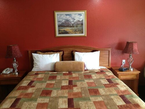 The Yosemite Inn, Забронировать Отель Марипоса Mariposa County