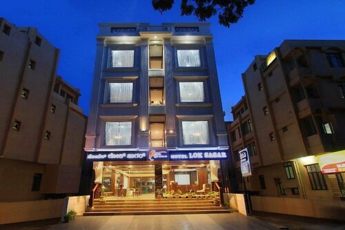 Hotel Loksagar, Varaa Hotelli Mysore Bangalore, lähellä Mysore Junction Station