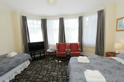 West Point Hotel Bed and Breakfast, Забронировать Отель Отели Клоид с завтраком, Завтраки