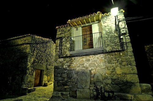 Apartamentos A Fala en Trevejo y San Martin de Trevejo, Sierra de Gata, Забронировать Апартаменты/квартира Отели Caceres Province с бассейном, Бассейн