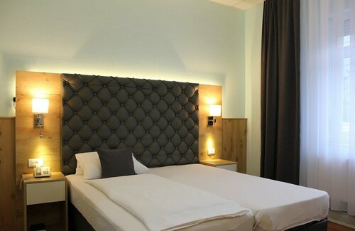 Hotel Rheinbrücke, Забронировать Отель Отели Markgräflerland 3 звезды, 3*