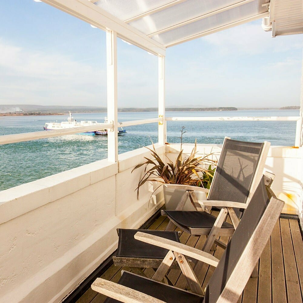 Haven Hotel