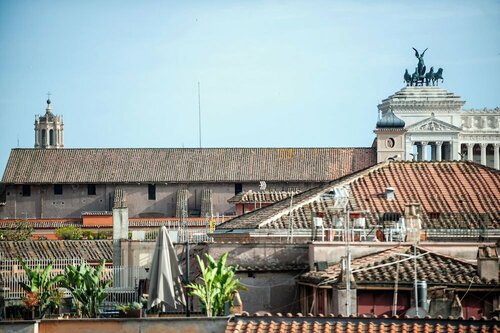 Hotel Delle Nazioni, Забронировать Отель Отели Рима с парковкой, рядом с Santa Maria ai Monti, Парковка