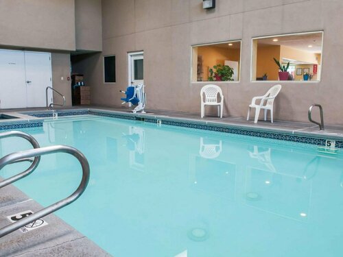 Econo Lodge Albuquerque Old Town, Забронировать Отель Альбукерке Нью-Мексико