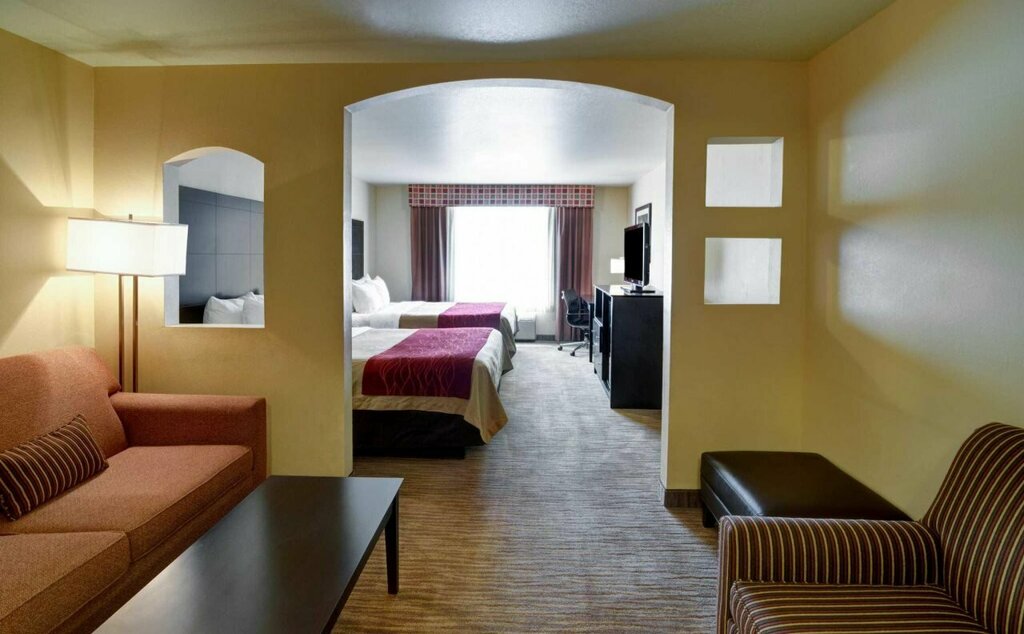 Comfort Inn & Suites