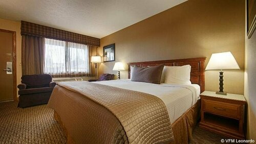 Crosswinds Inn, Забронировать Отель Вест-Йеллоустон Национальный парк Йеллоустоун, западный вход, рядом с Great Whirligig