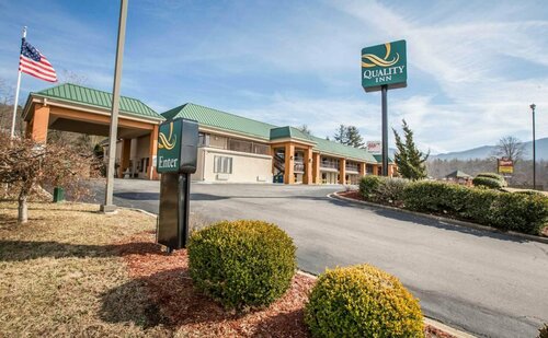 Quality Inn Black Mountain-Asheville East, Забронировать Отель Блэк-Маунтин Северная Каролина, рядом с Lake Tomahawk