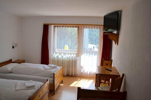 B&B Hotel Alpenrosli, Rezervați Bed and Breakfast Sankt Niklaus Grächen