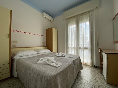 Hotel Nanni Garnì, Забронировать Отель Риваззурра Римини