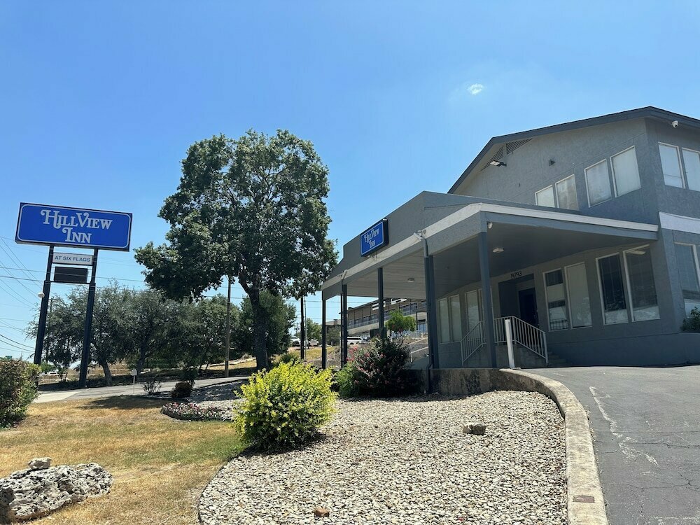 HillView Inn