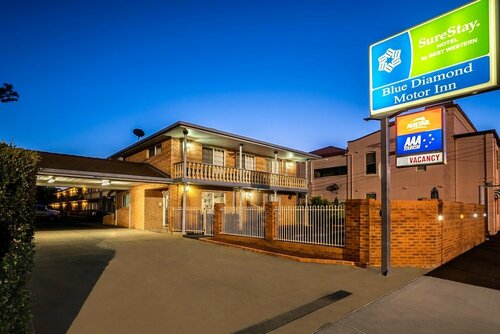 Blue Diamond Motor Inn, Забронировать Отель Отели Даббо с парковкой, рядом с Dubbo Regional Theatre &amp; Convention Centre, Парковка