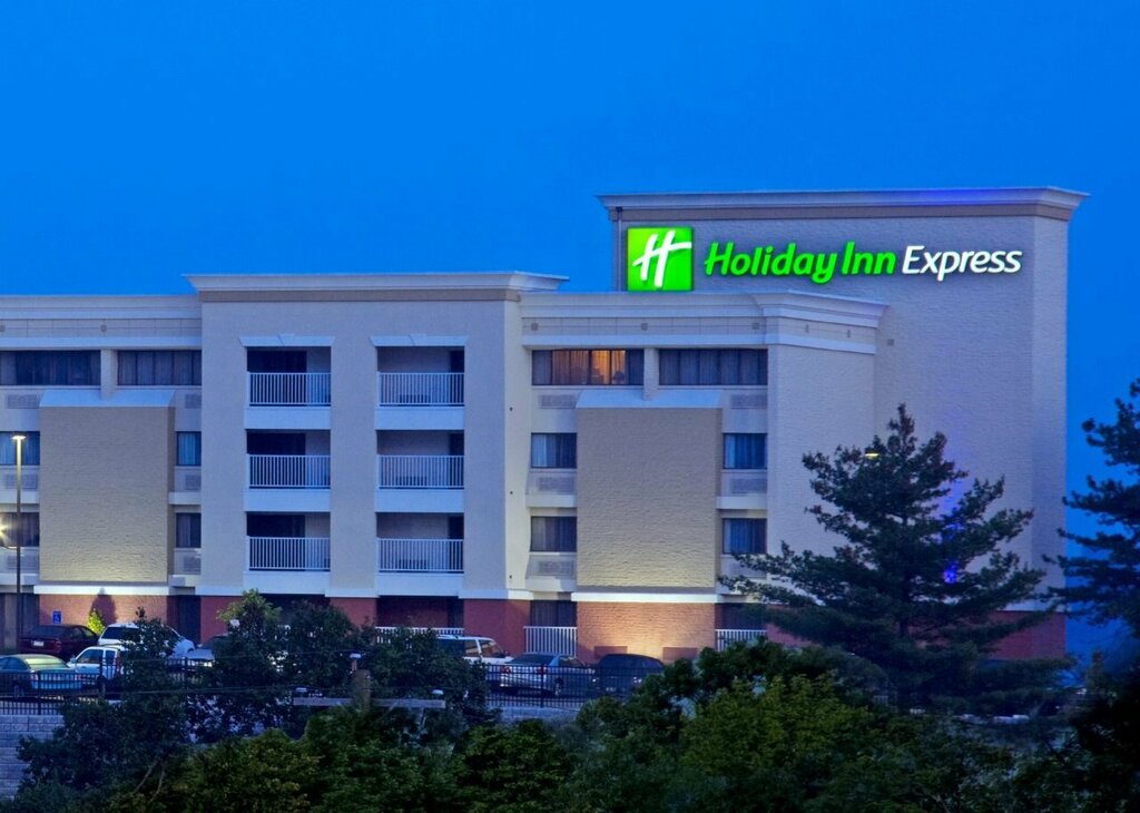 Holiday Inn Express Cincinnati West by IHG