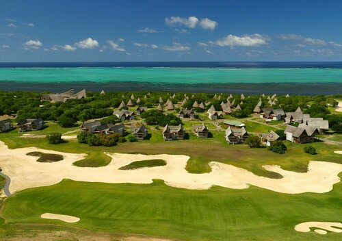 Sheraton New Caledonia Deva Spa & Golf Resort, Book Ferieresort Bourail Ny Kaledonien